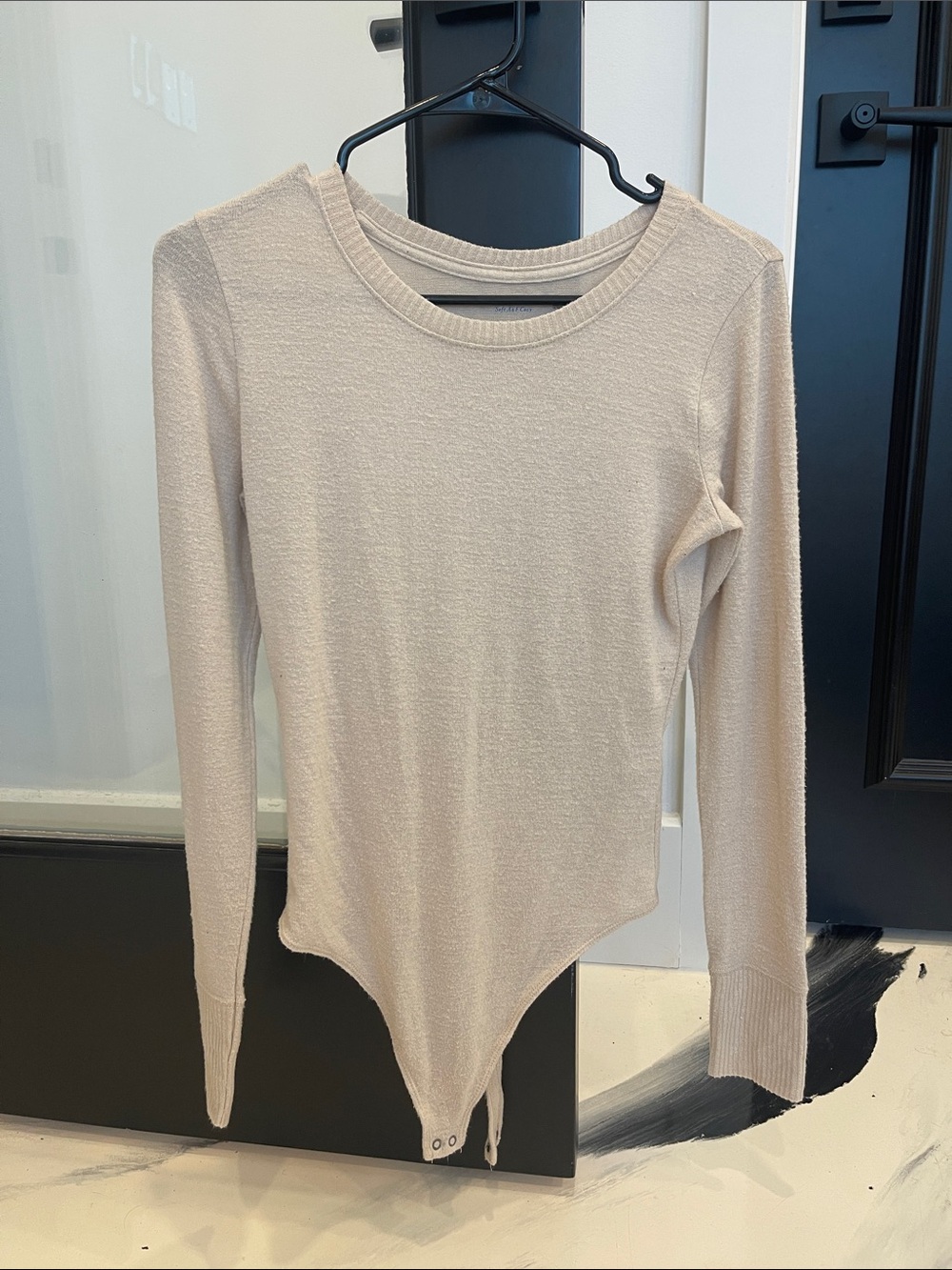 Abercrombie & Fitch Cream Long-Sleeve Ribbed Bodysuit
